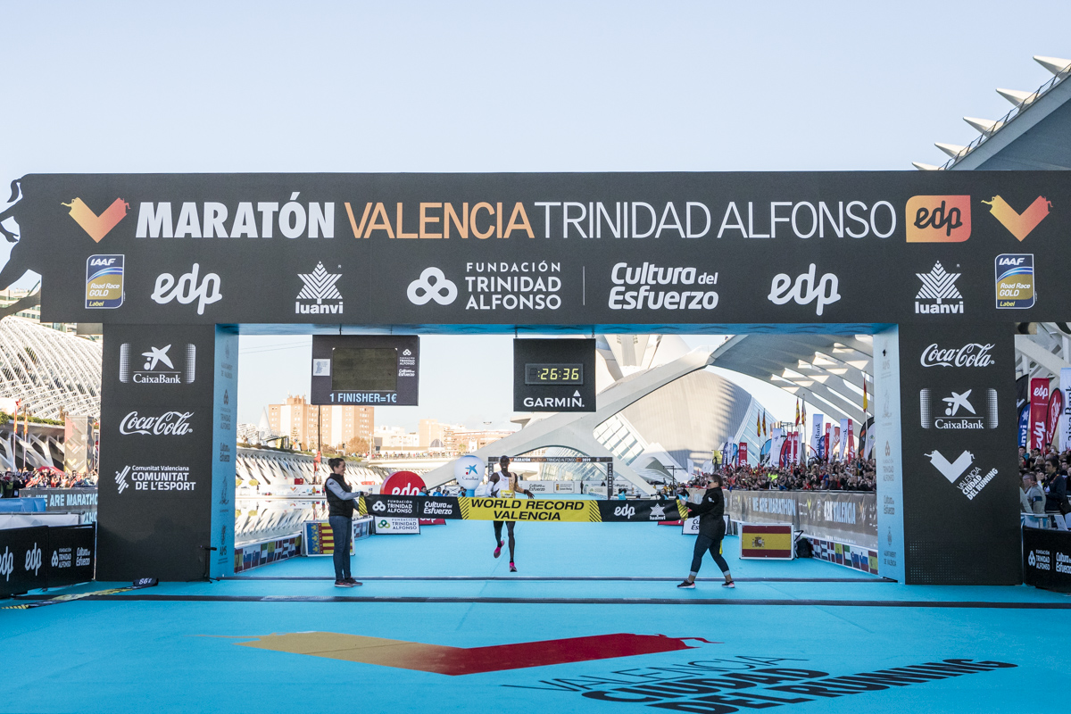 Record Mundo Cheptegei Valencia 10k