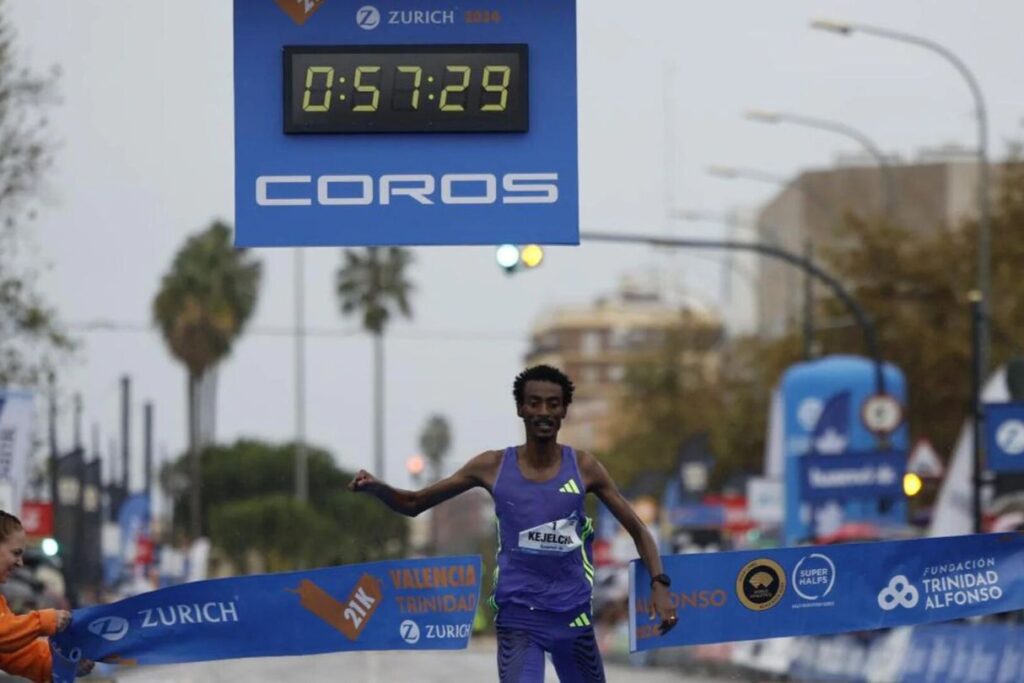 Isaval colabora con su línea de pintura en la Media Maratón de Valencia